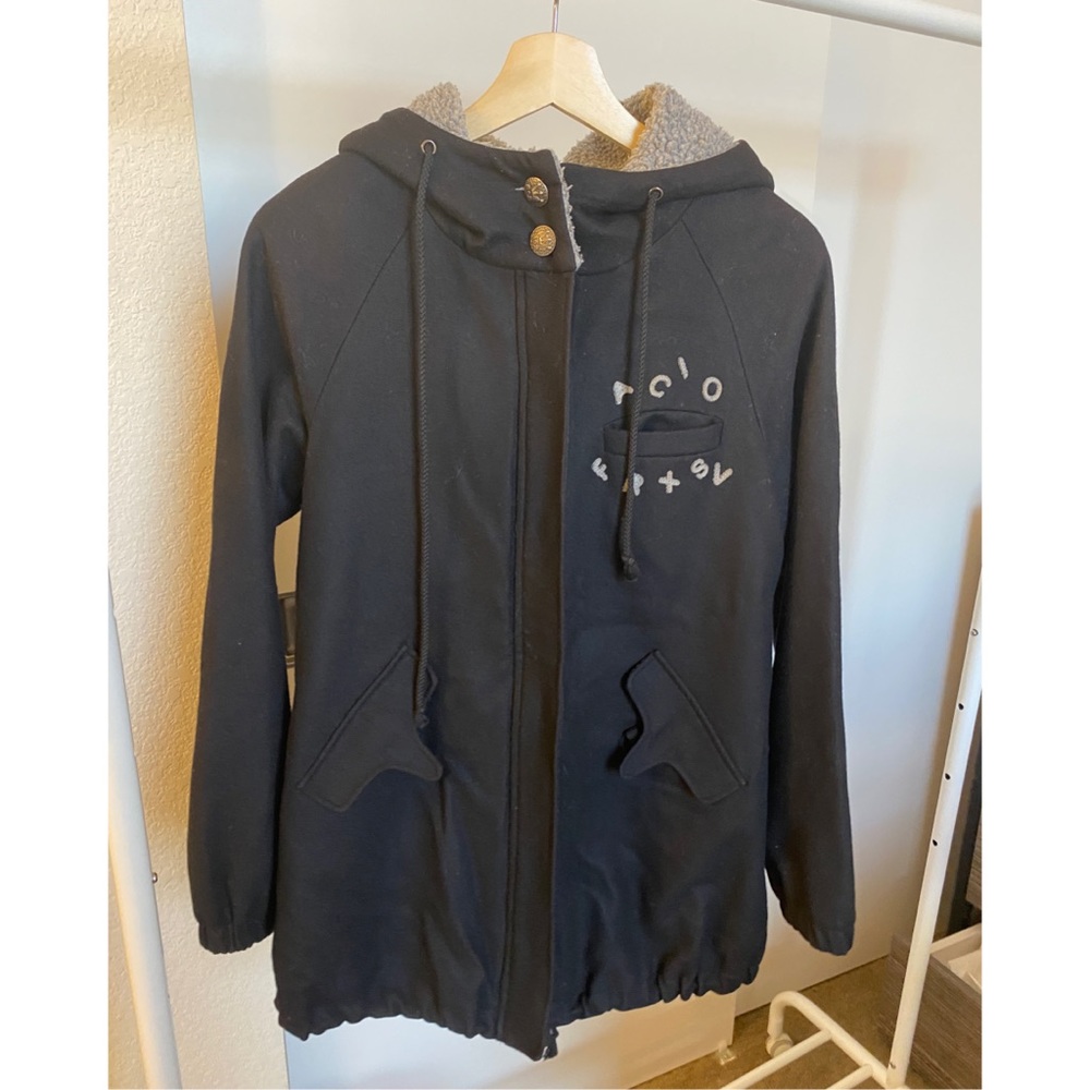 a02 Wool Coat in black